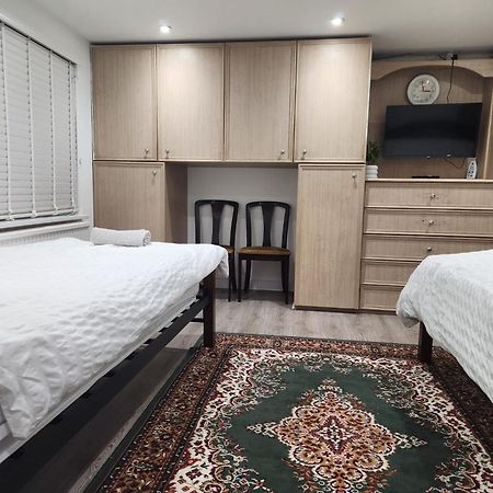 The London En-Suite Ilford Ngoại thất bức ảnh