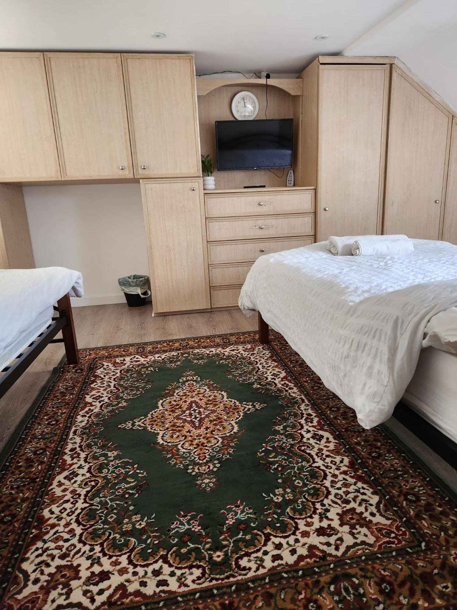 The London En-Suite Ilford Ngoại thất bức ảnh
